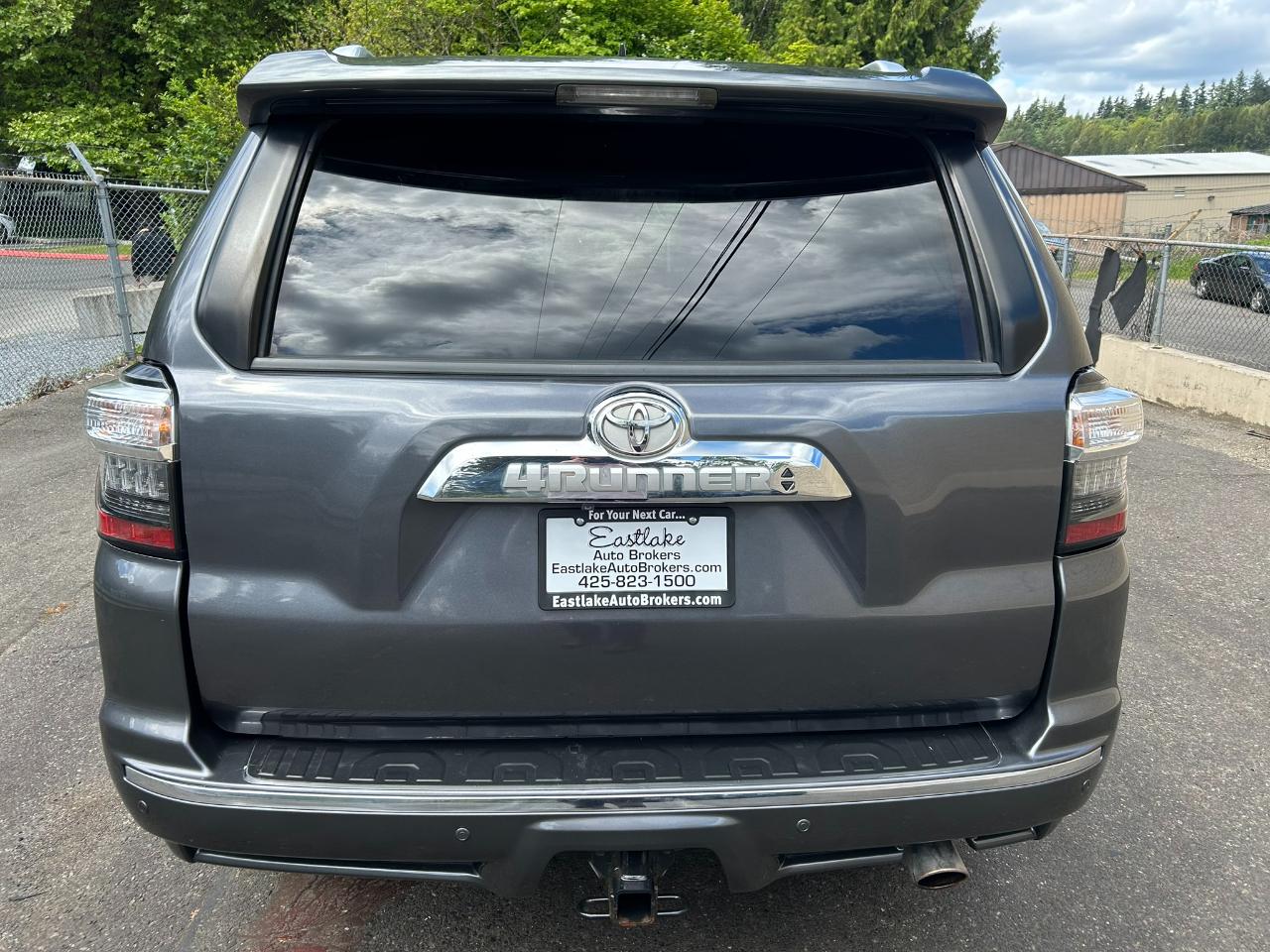 Toyota 4Runner Limited 4WD V6 2015