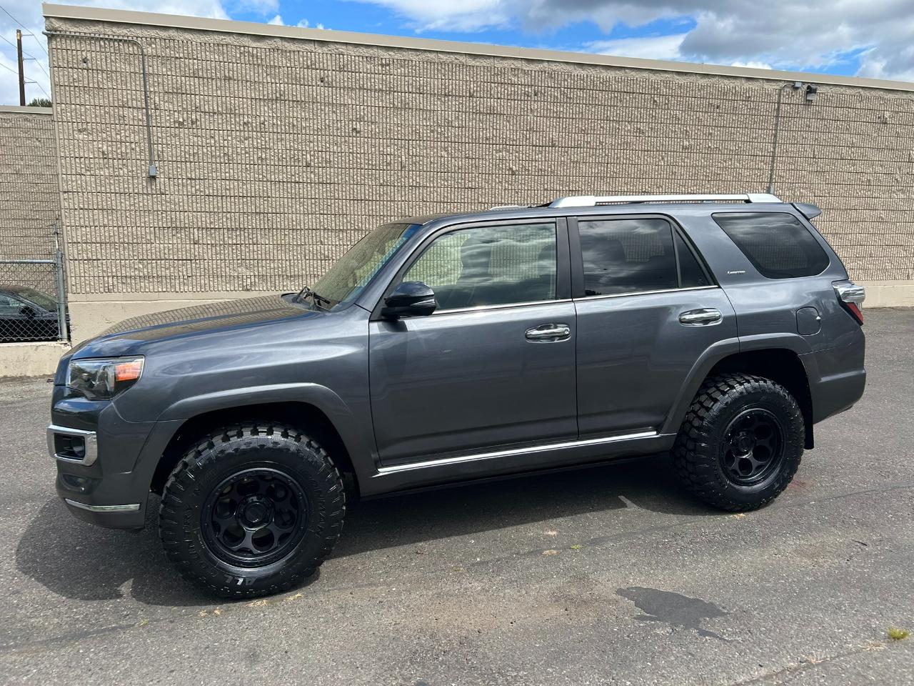 Toyota 4Runner Limited 4WD V6 2015