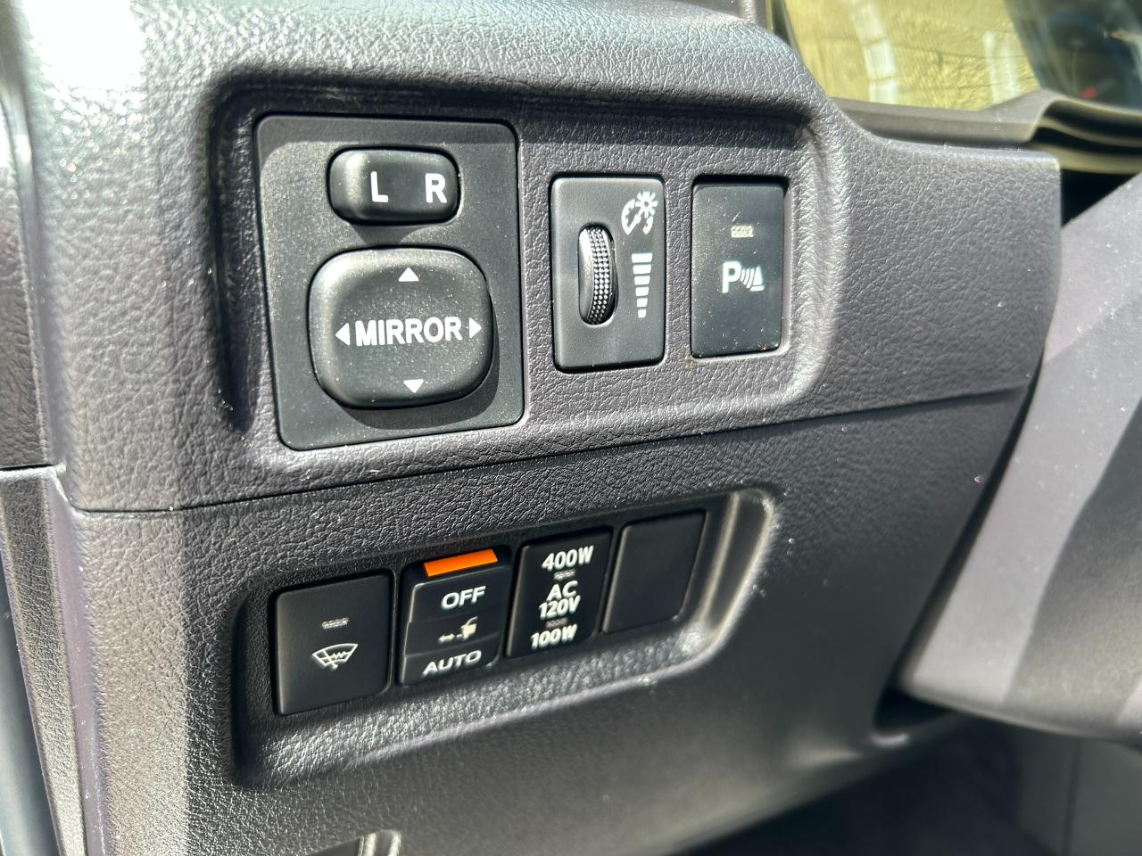 Toyota 4Runner Limited 4WD V6 2015