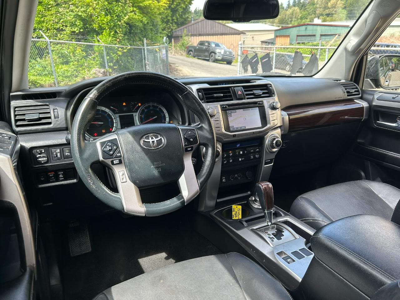 Toyota 4Runner Limited 4WD V6 2015