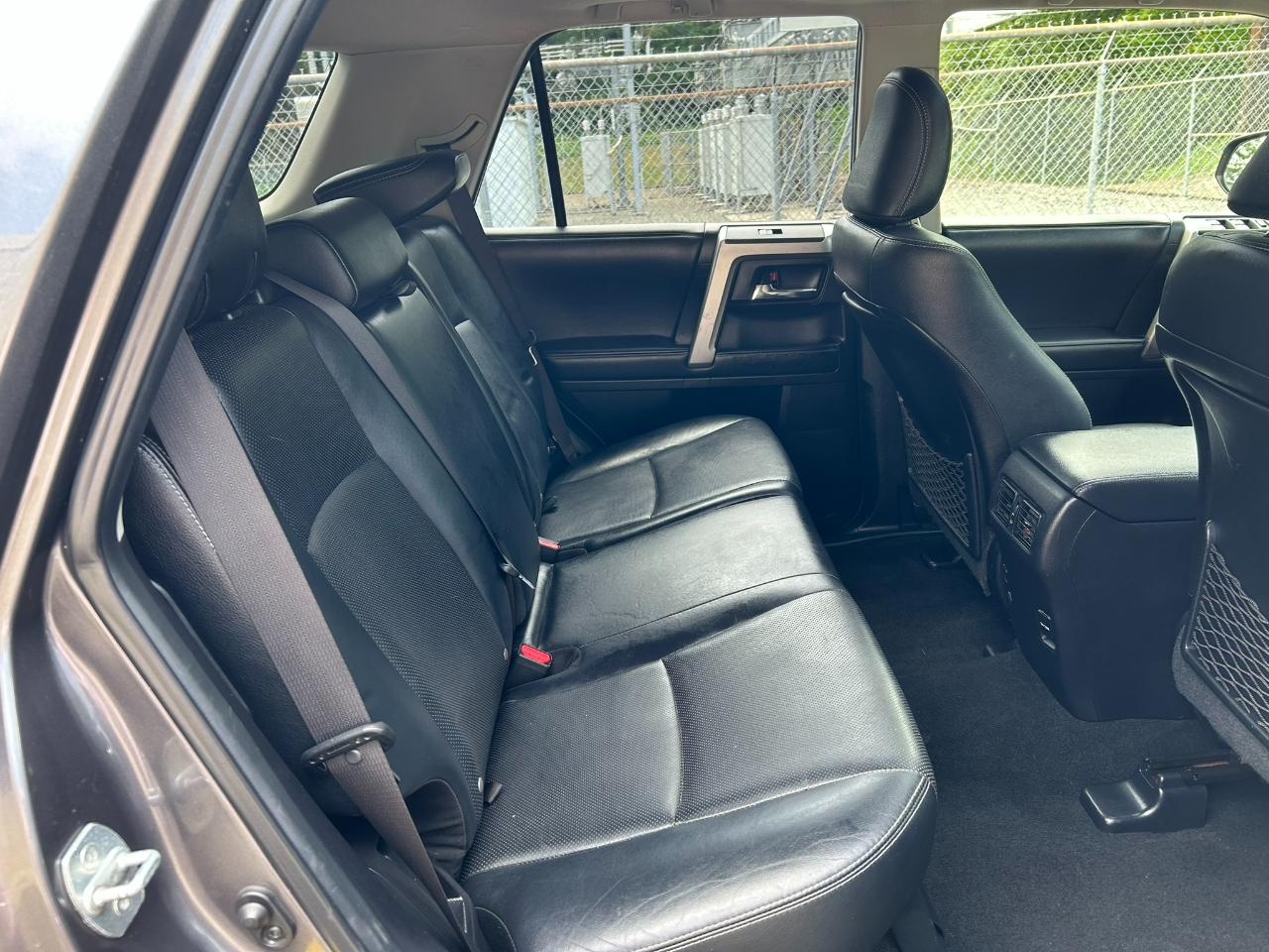 Toyota 4Runner Limited 4WD V6 2015