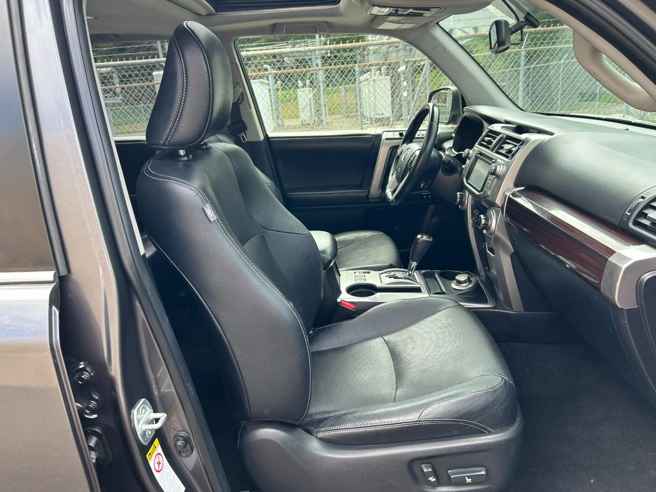 Toyota 4Runner Limited 4WD V6 2015