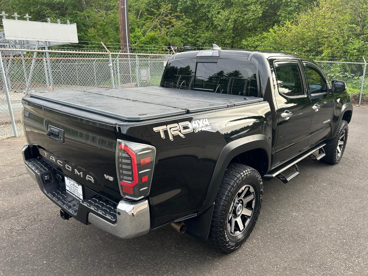 Toyota Tacoma  2017