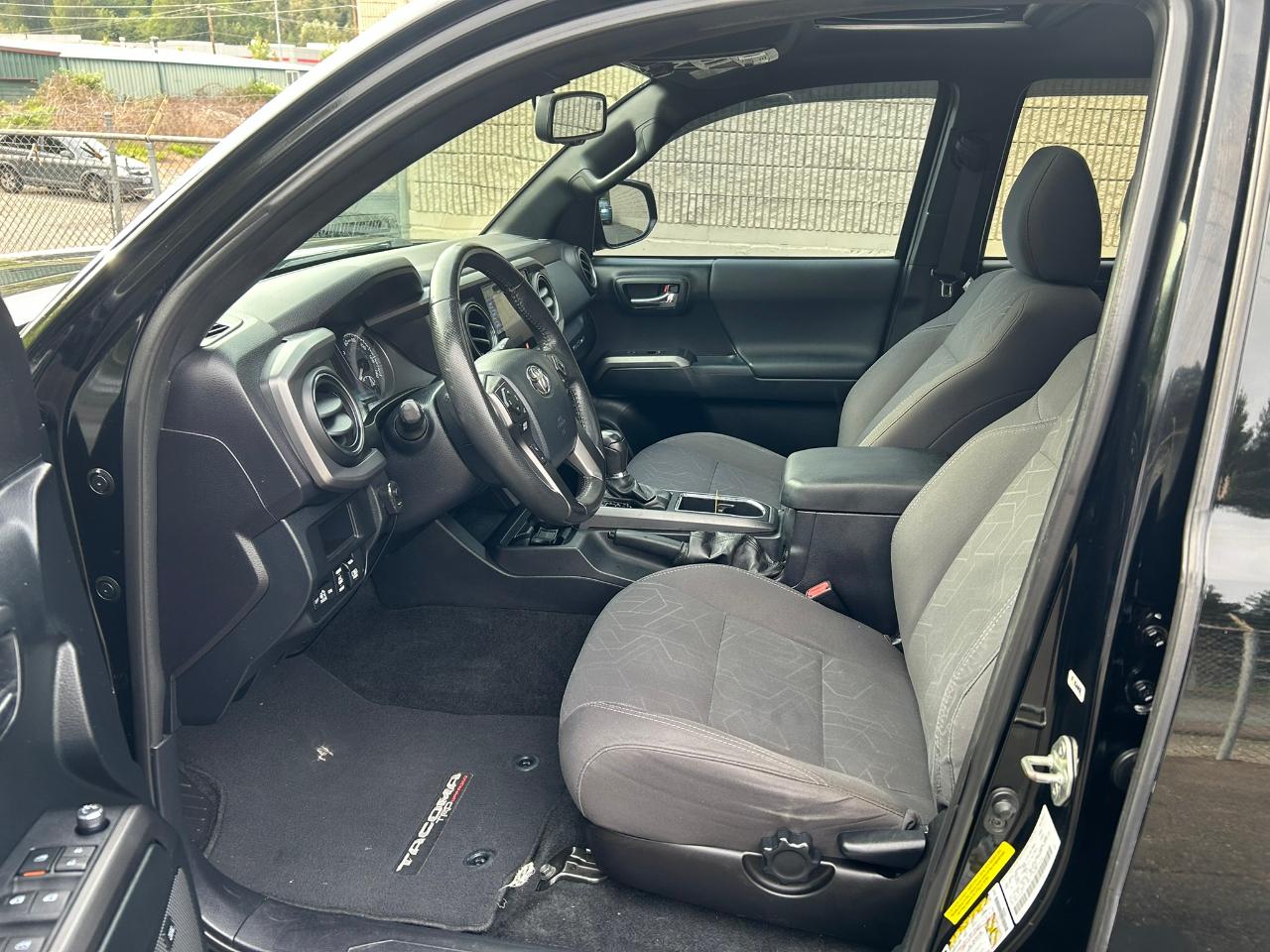 Toyota Tacoma  2017