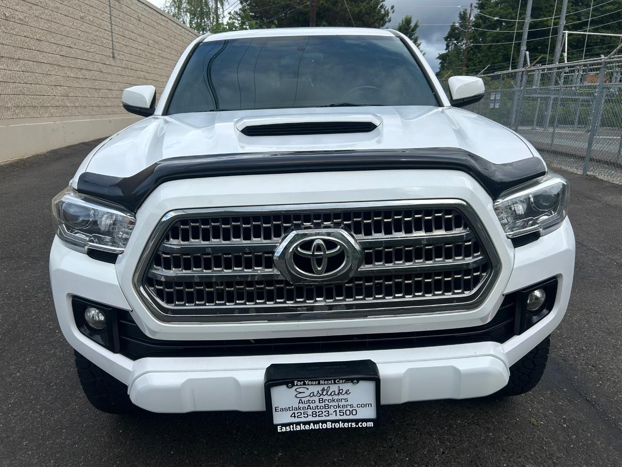 Toyota Tacoma  2016