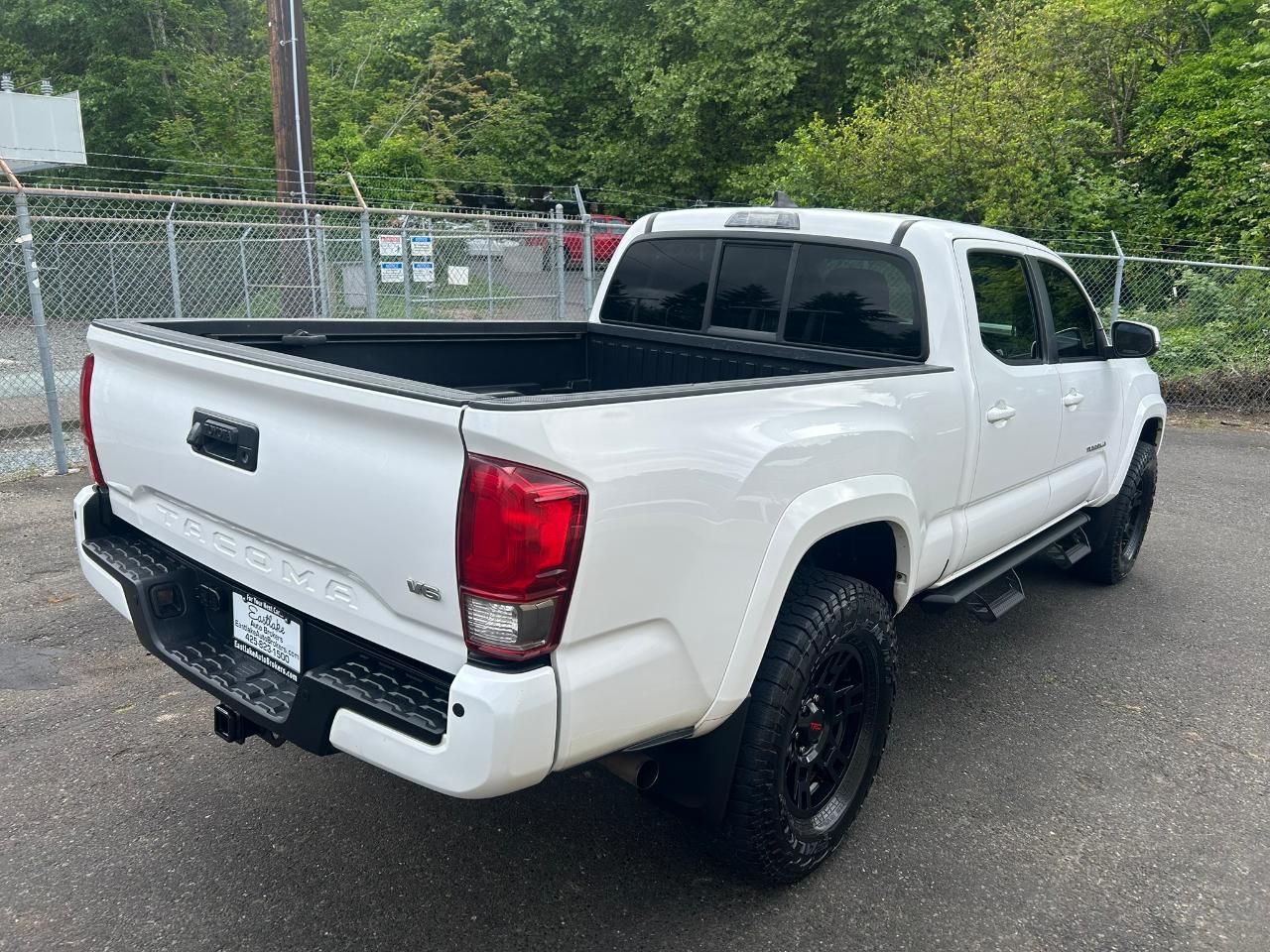 Toyota Tacoma  2016