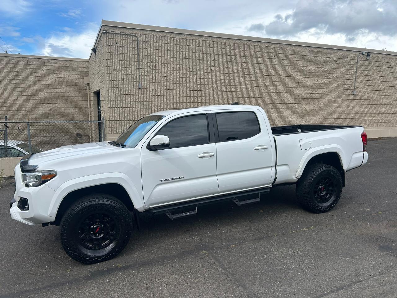 Toyota Tacoma  2016