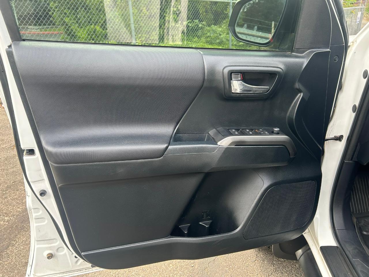 Toyota Tacoma  2016