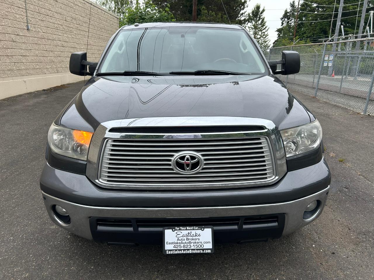Toyota Tundra  2013