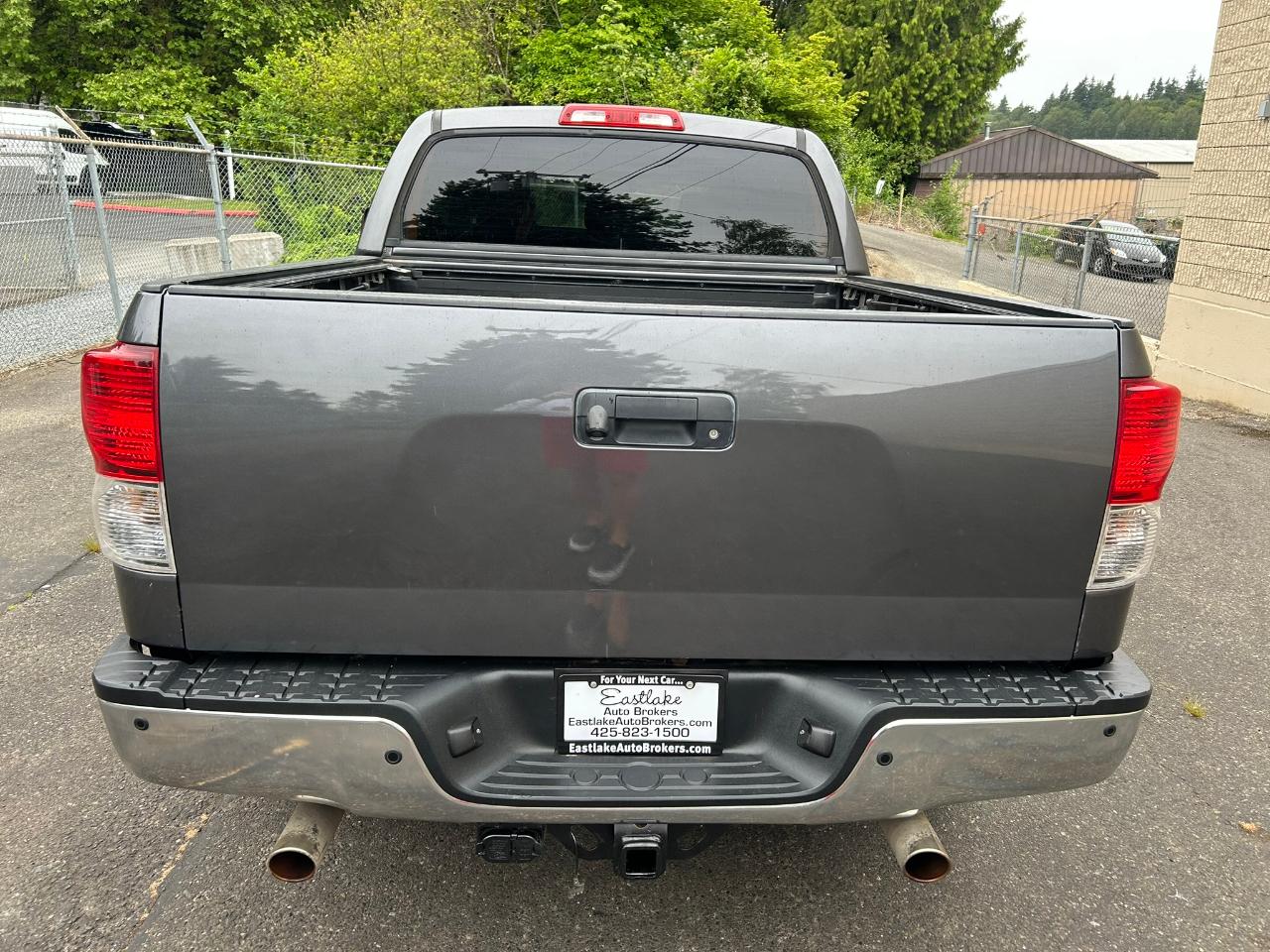 Toyota Tundra  2013