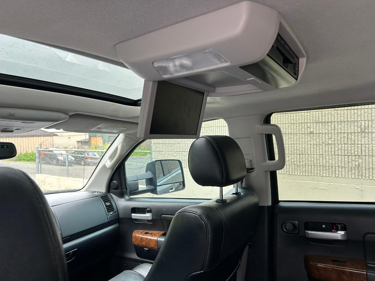 Toyota Tundra  2013