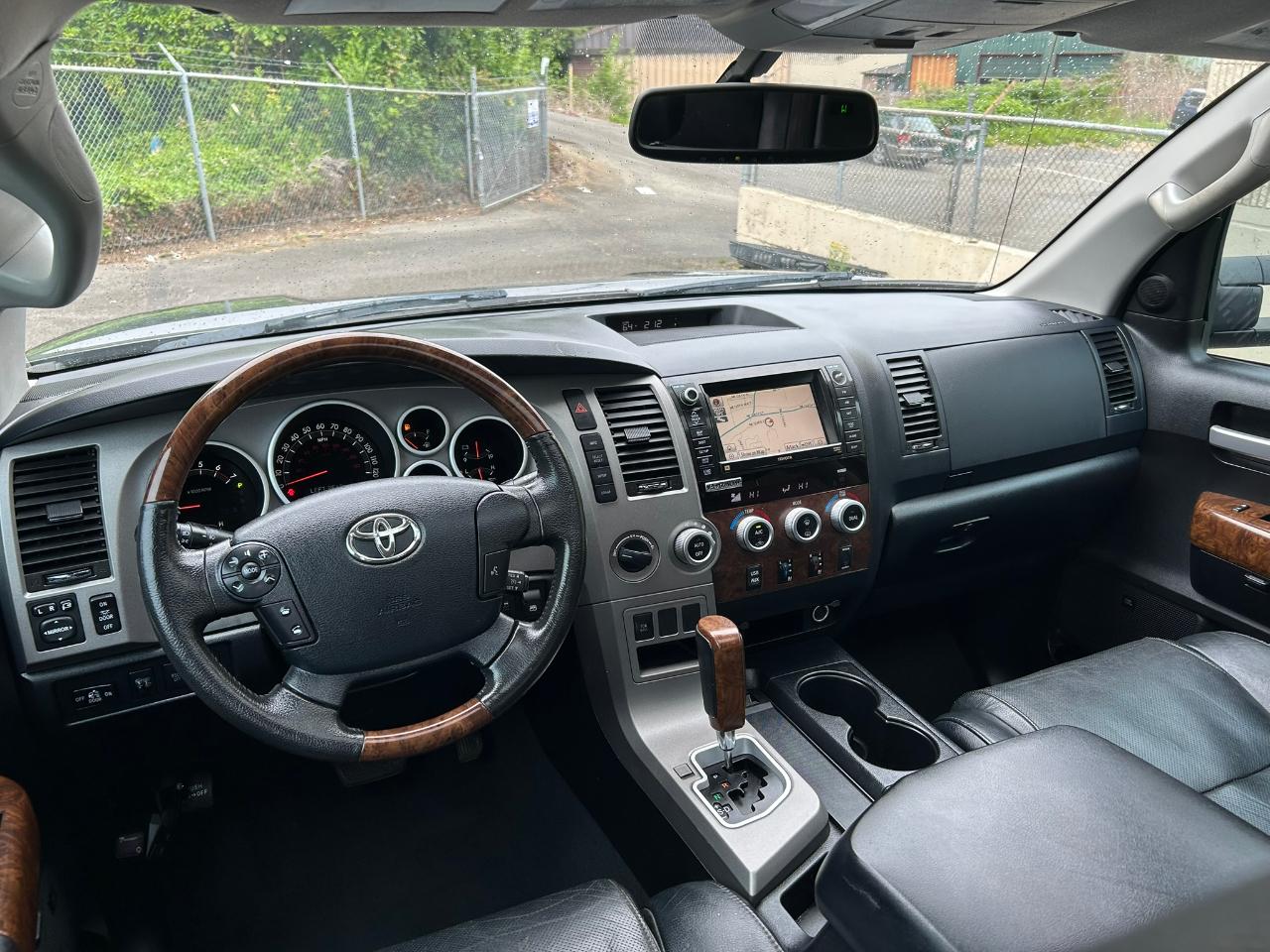 Toyota Tundra  2013