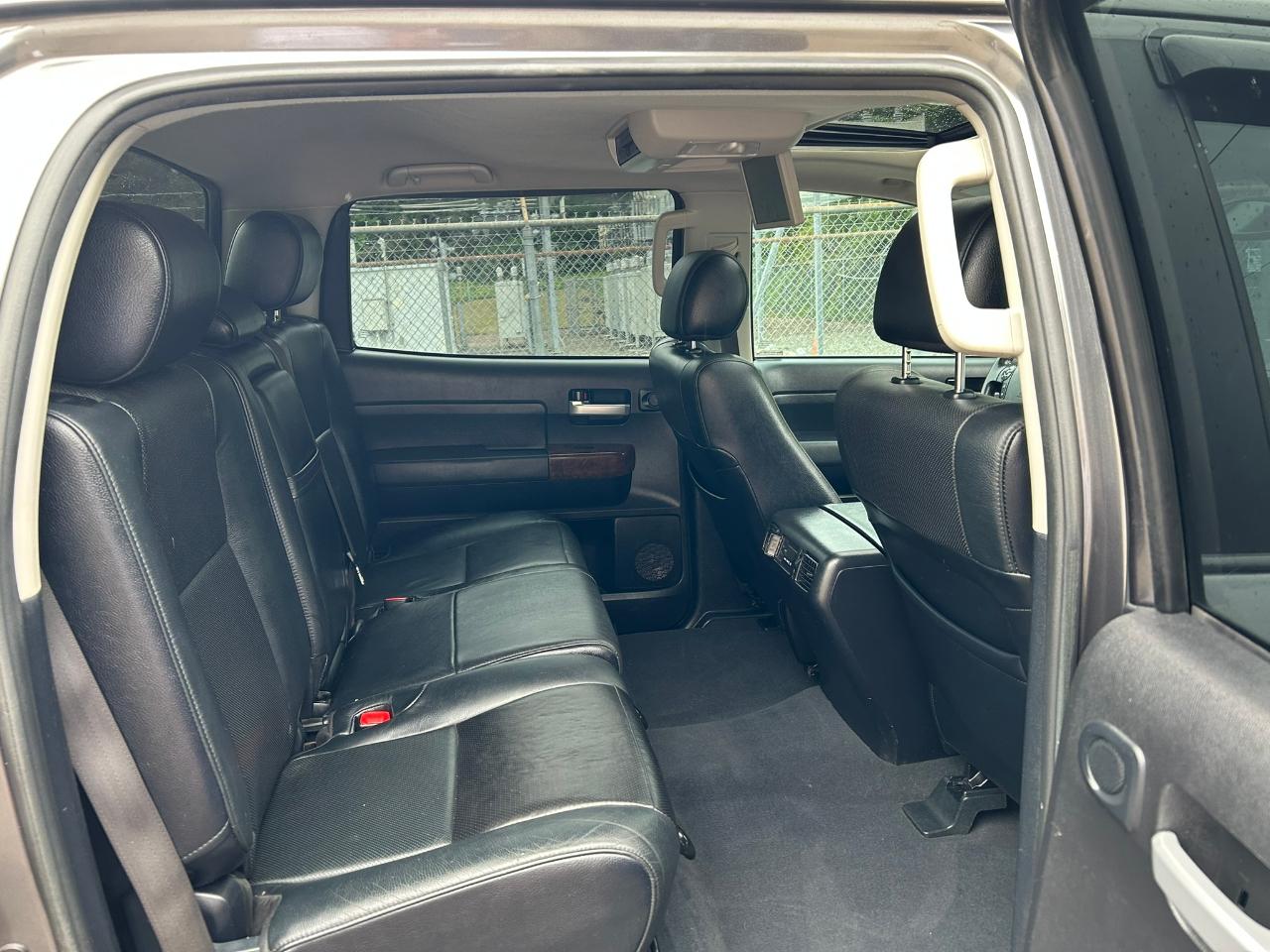 Toyota Tundra  2013