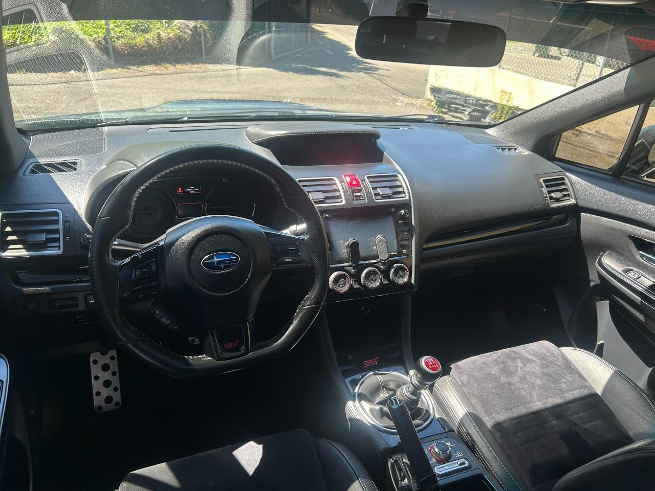 Subaru WRX STI Limited w/Wing 6M 2018