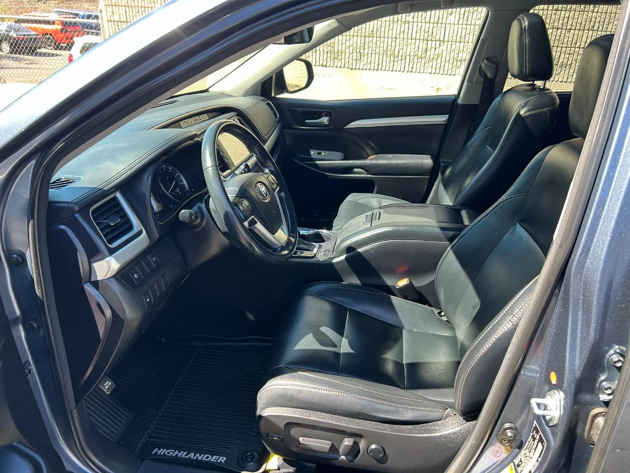 Toyota Highlander Hybrid XLE AWD 2018