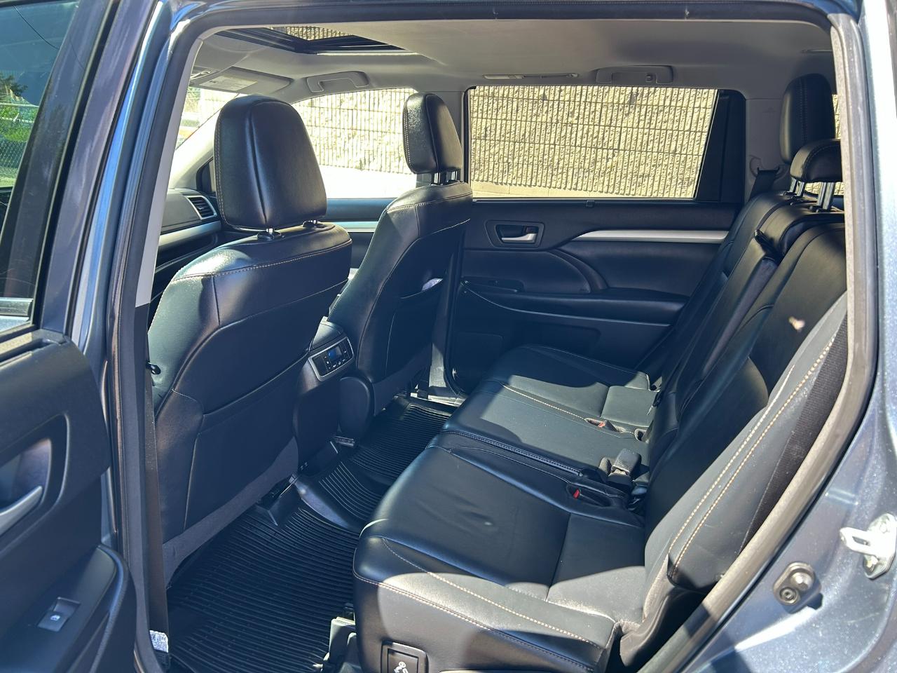 Toyota Highlander Hybrid XLE AWD 2018