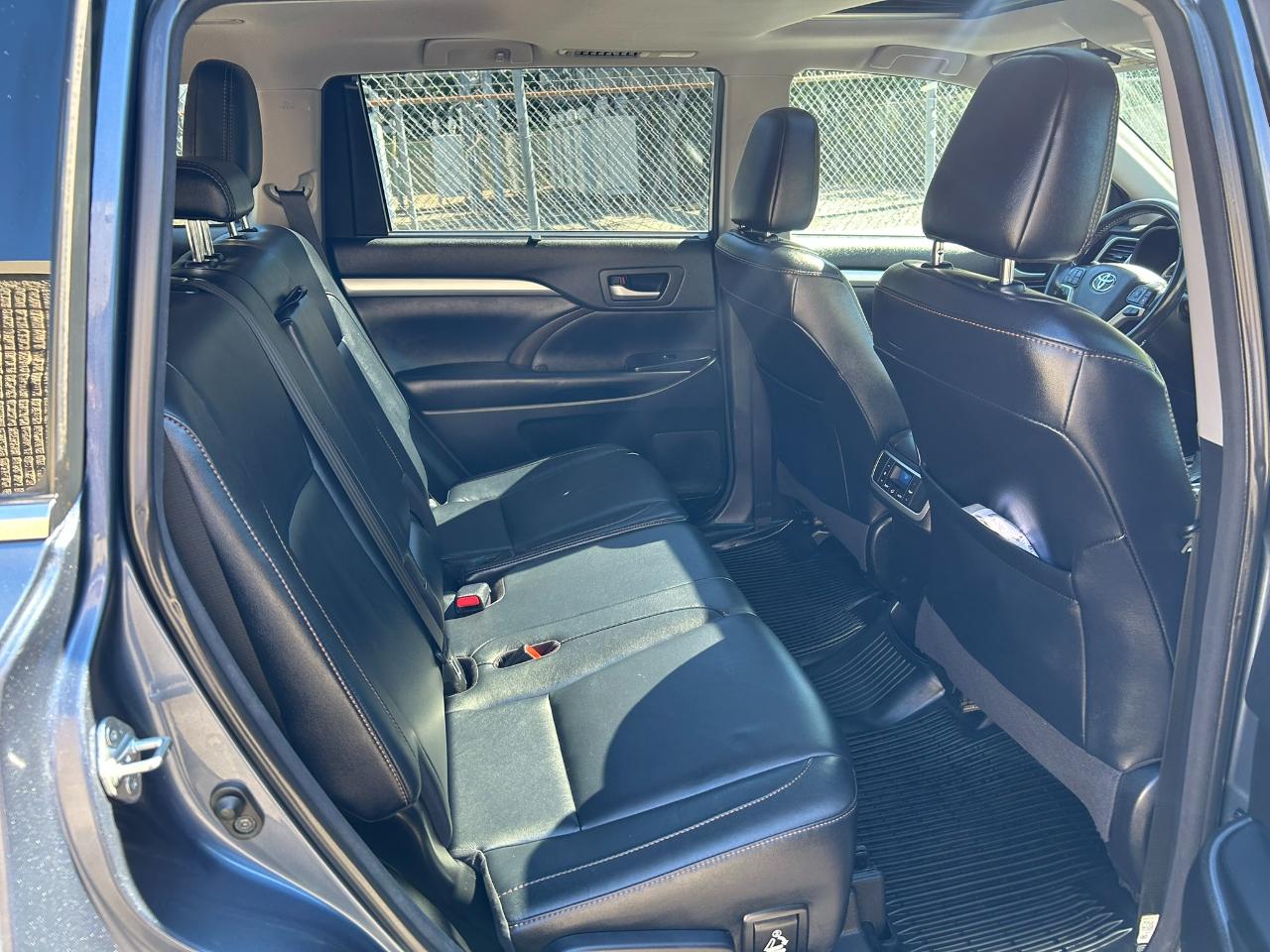 Toyota Highlander Hybrid XLE AWD 2018