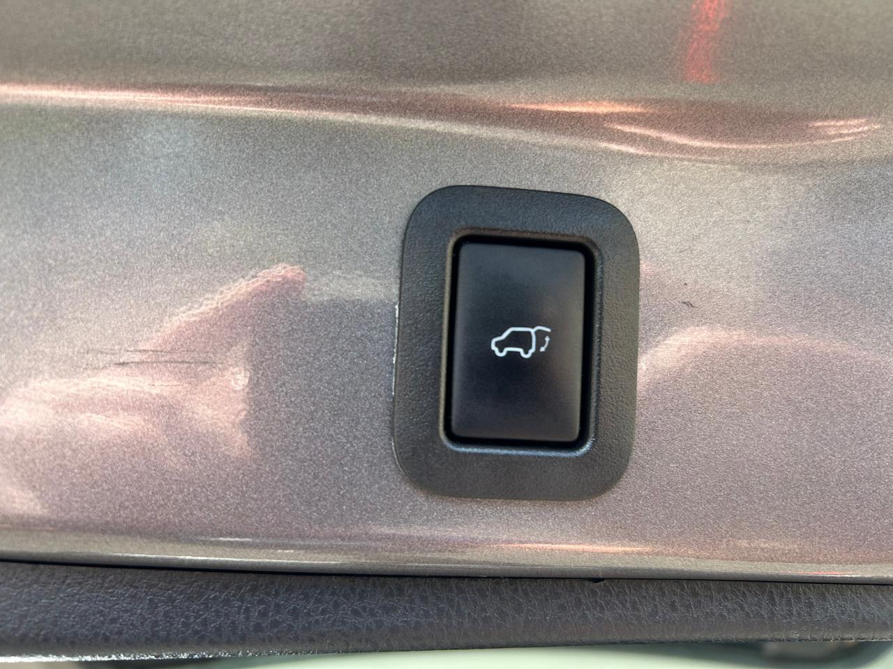 Toyota Highlander Hybrid Limited AWD 2017