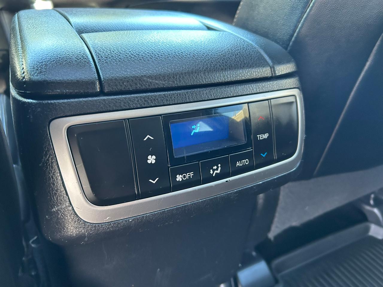 Toyota Highlander Hybrid Limited AWD 2017