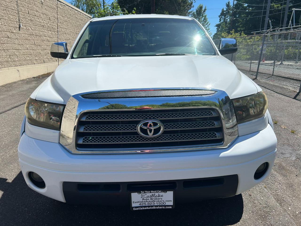 Toyota Tundra Limited Double Cab 5.7L 4WD 2008