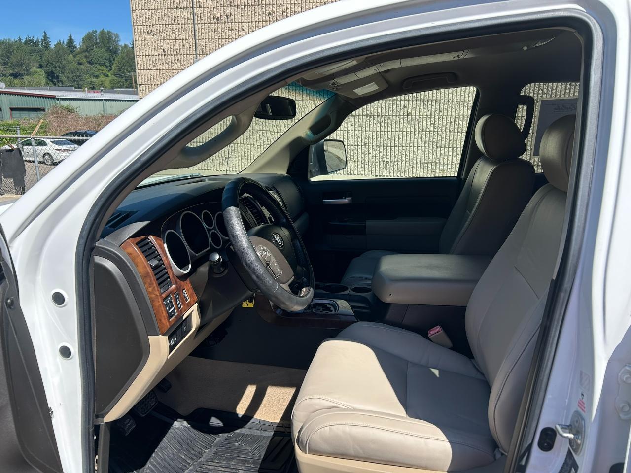 Toyota Tundra Limited Double Cab 5.7L 4WD 2008