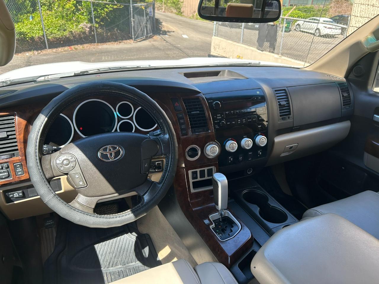 Toyota Tundra Limited Double Cab 5.7L 4WD 2008