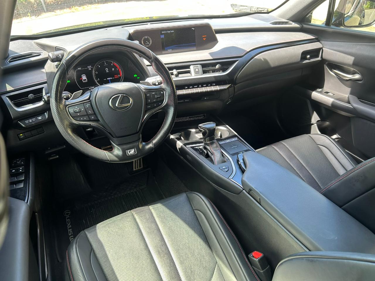 Lexus UX 250h F SPORT 2021