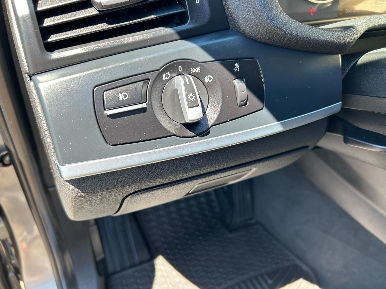BMW X3 xDrive28i 2011