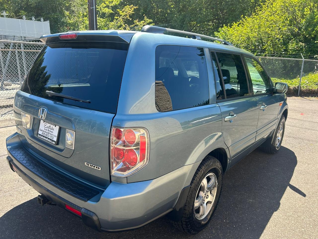 Honda Pilot EX 4WD w/ Leather and DVD 2006