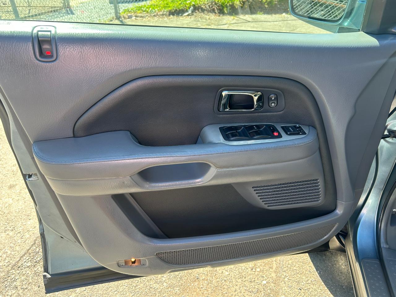 Honda Pilot EX 4WD w/ Leather and DVD 2006