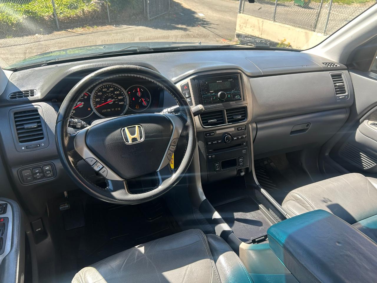 Honda Pilot EX 4WD w/ Leather and DVD 2006