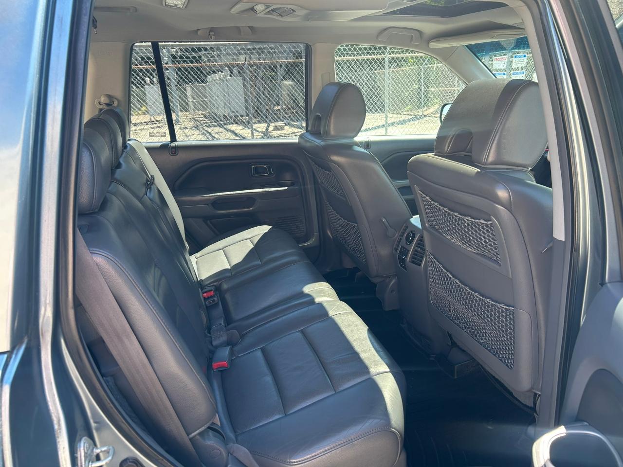 Honda Pilot EX 4WD w/ Leather and DVD 2006