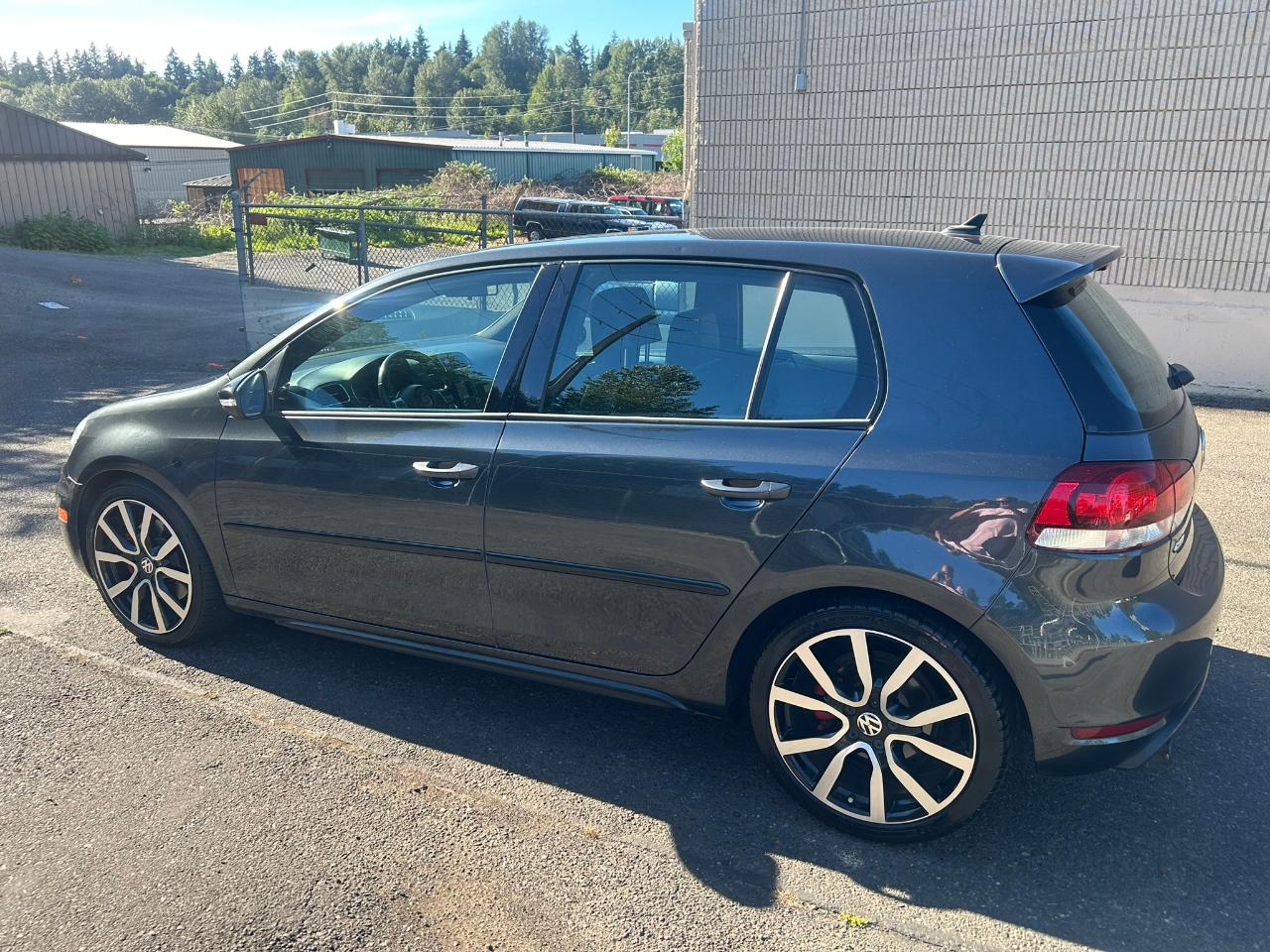 Volkswagen GTI 4-door 2012