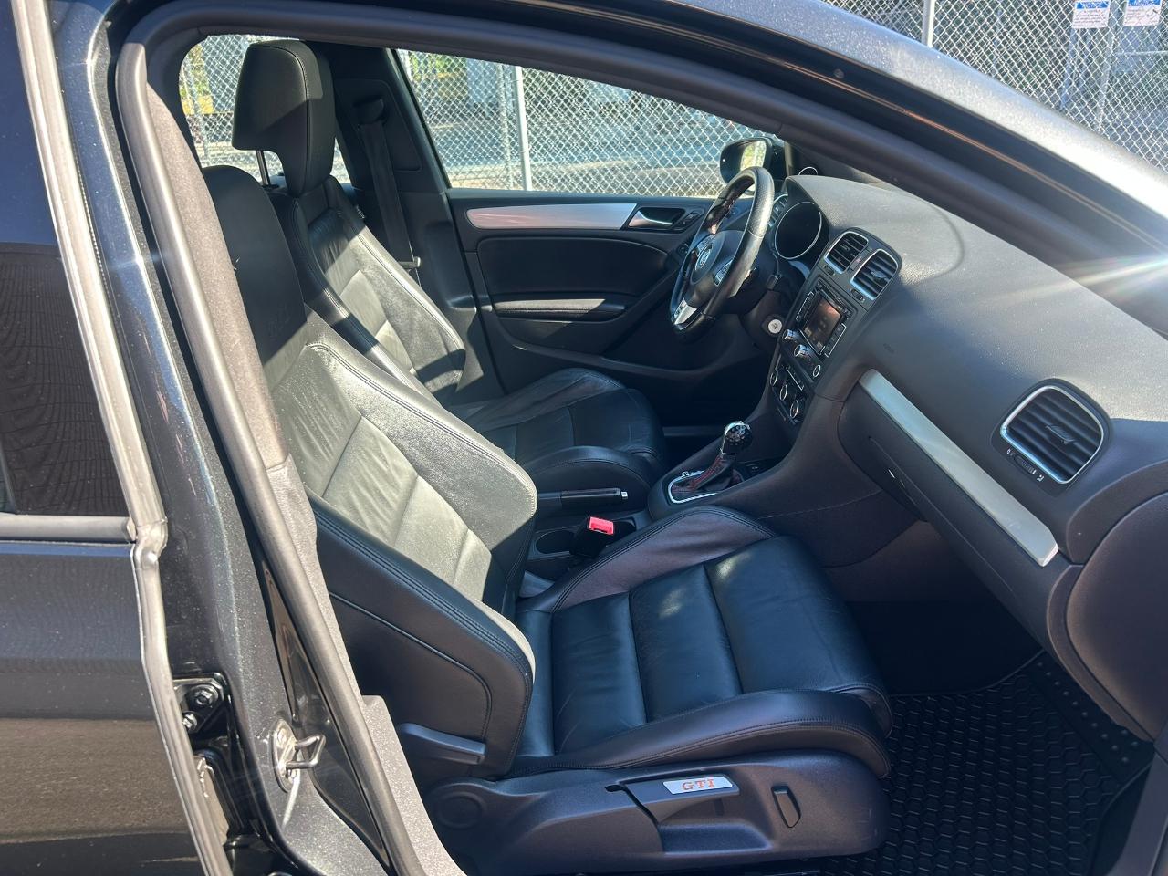 Volkswagen GTI 4-door 2012