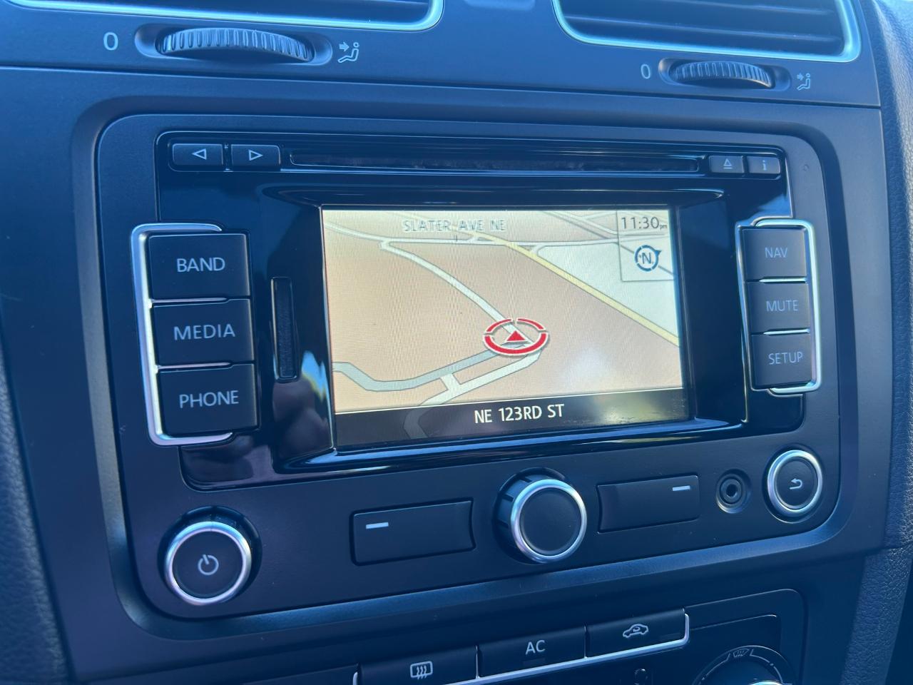 Volkswagen GTI 4-door 2012