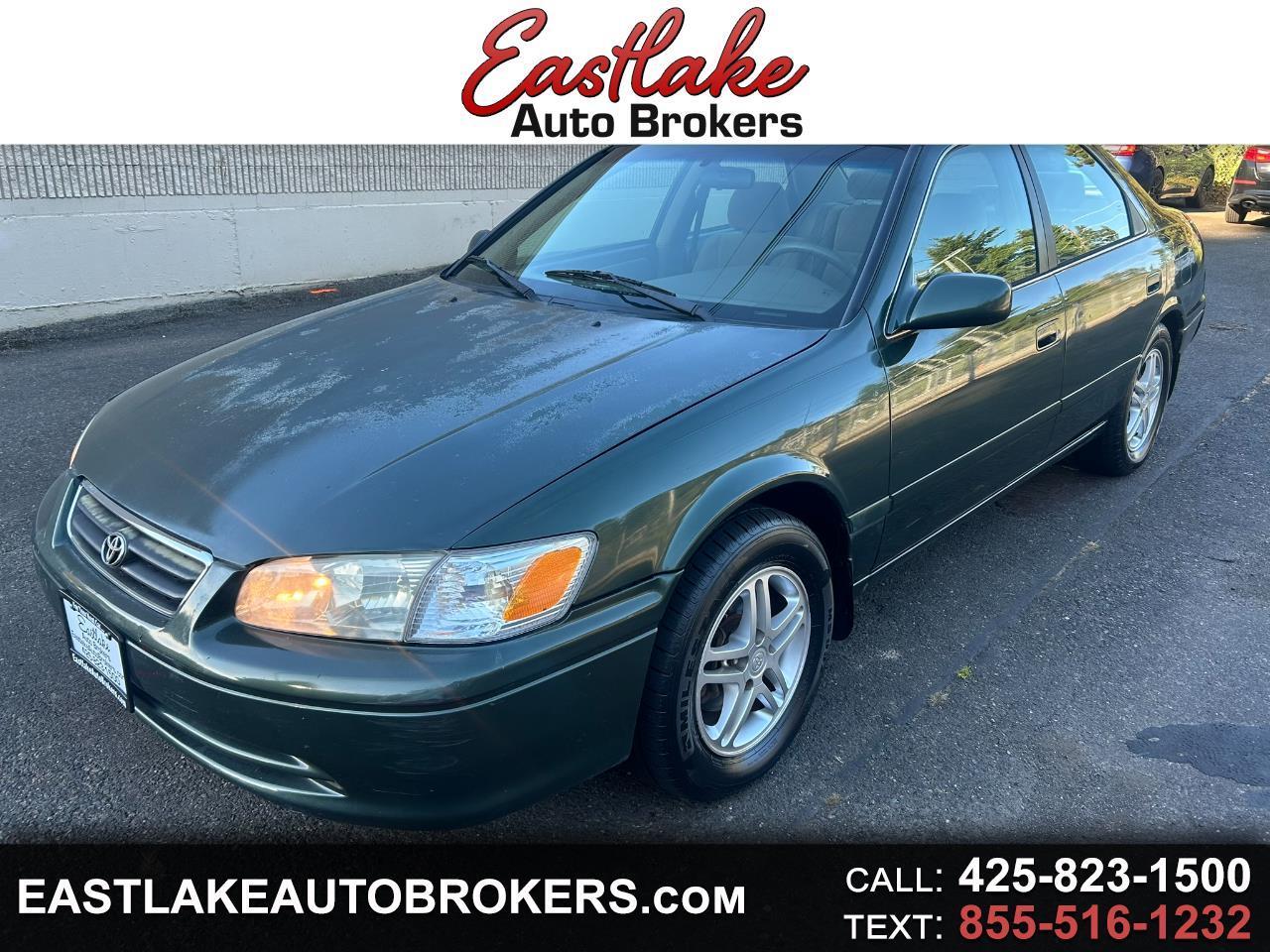 Toyota Camry LE 2000