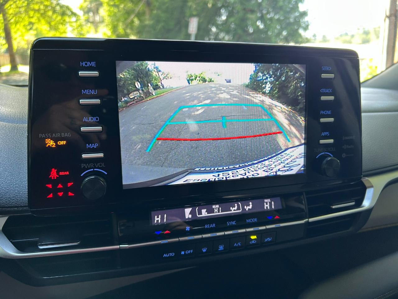 Toyota Sienna LE 8-Passenger AWD 2021