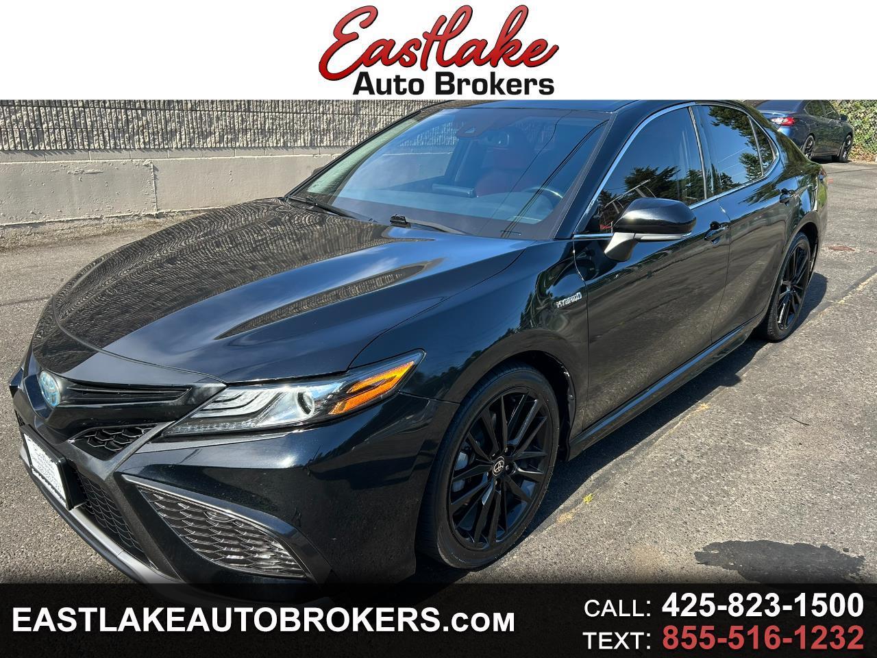 Toyota Camry Hybrid XSE 2021