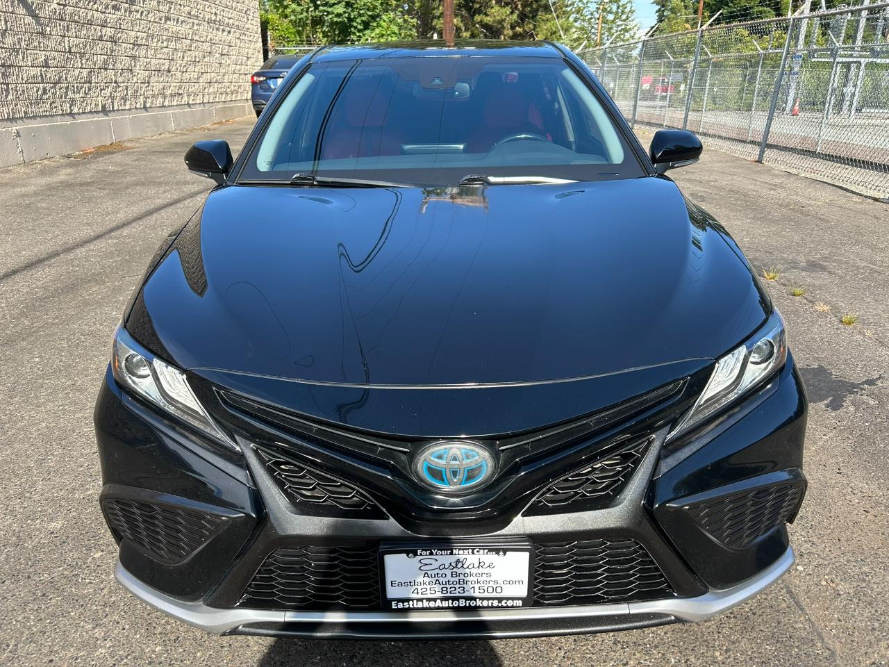 Toyota Camry Hybrid XSE 2021