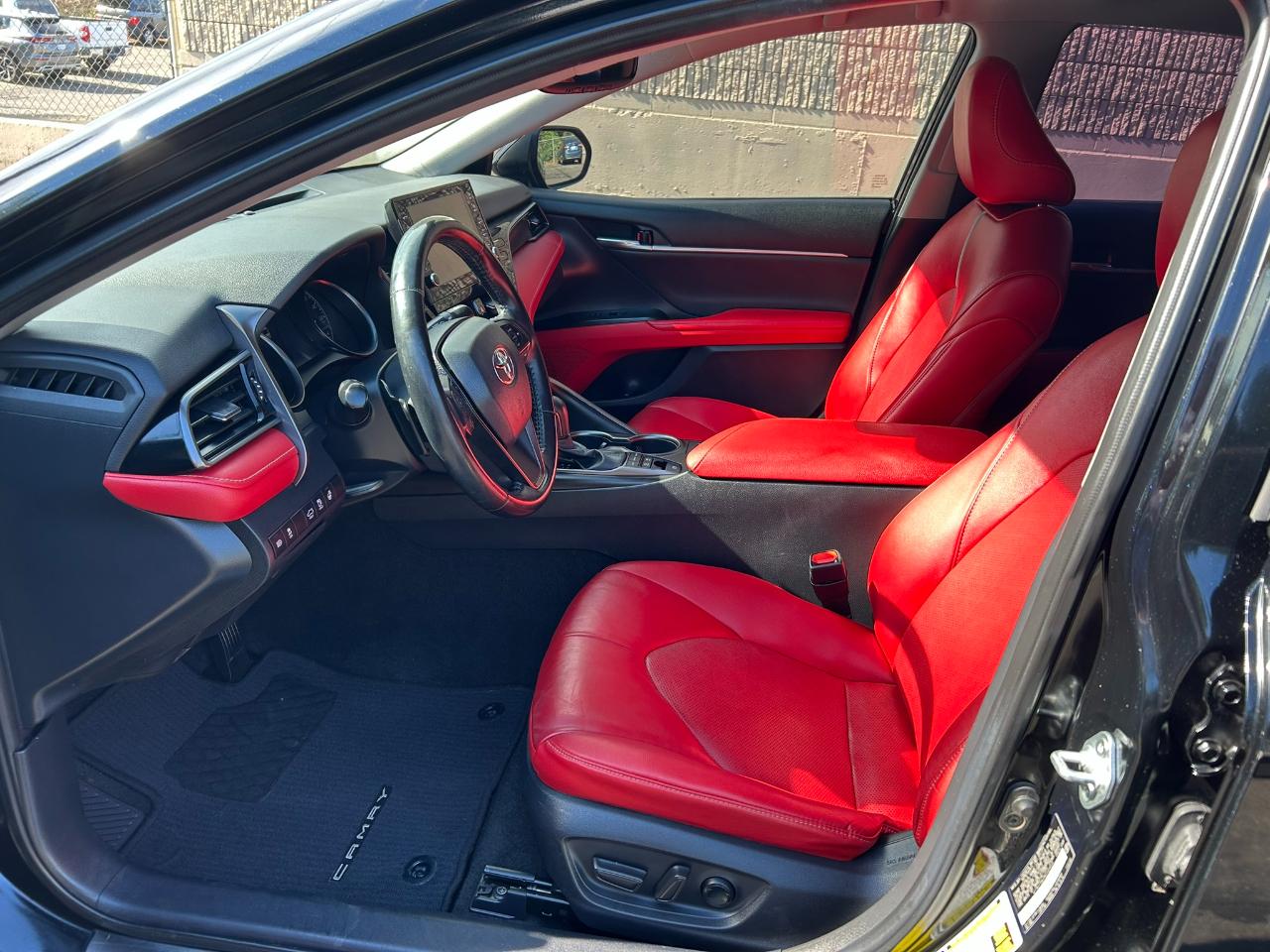 Toyota Camry Hybrid XSE 2021