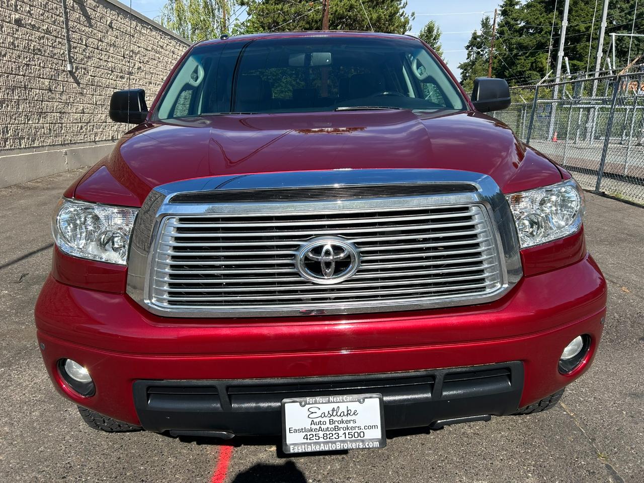 Toyota Tundra  2010