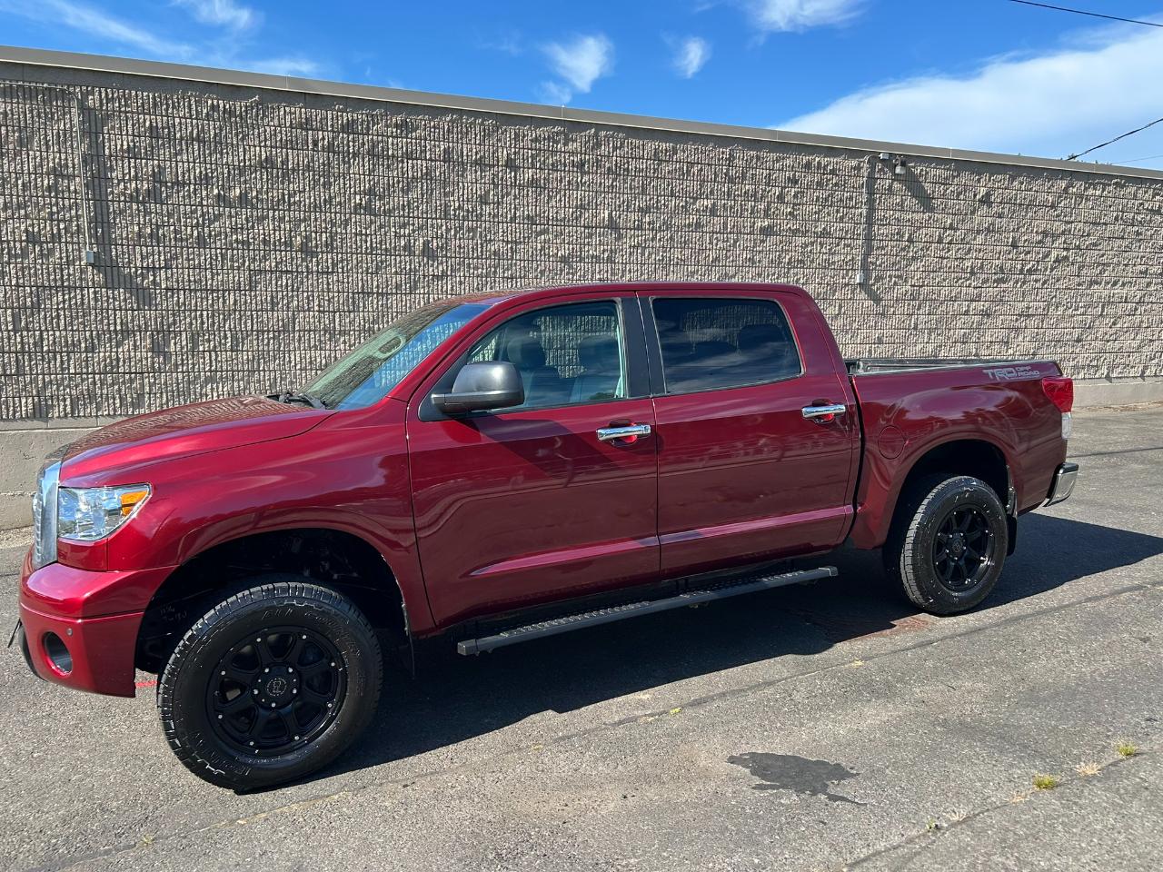 Toyota Tundra  2010