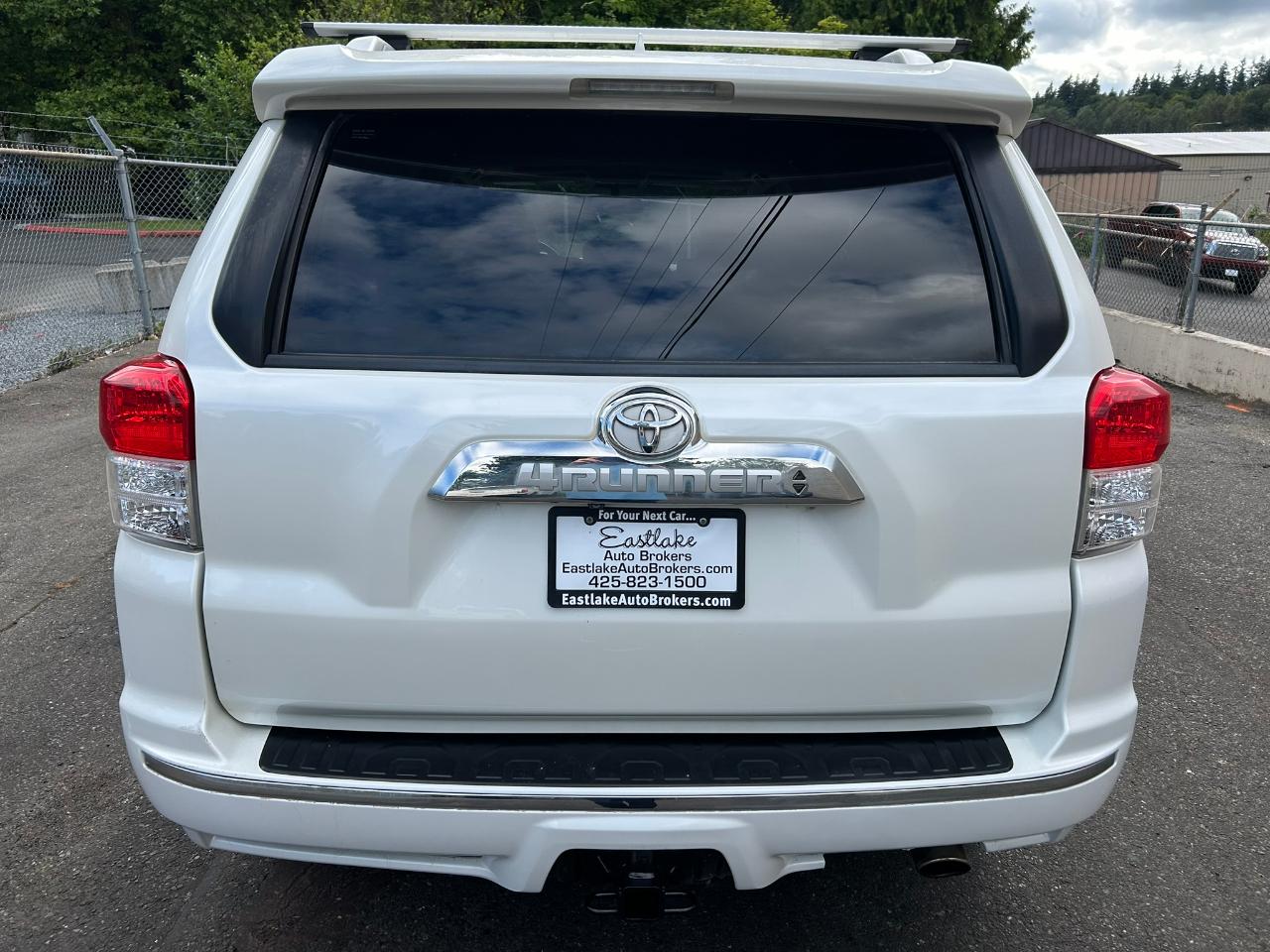 Toyota 4Runner Limited 4WD V6 2012