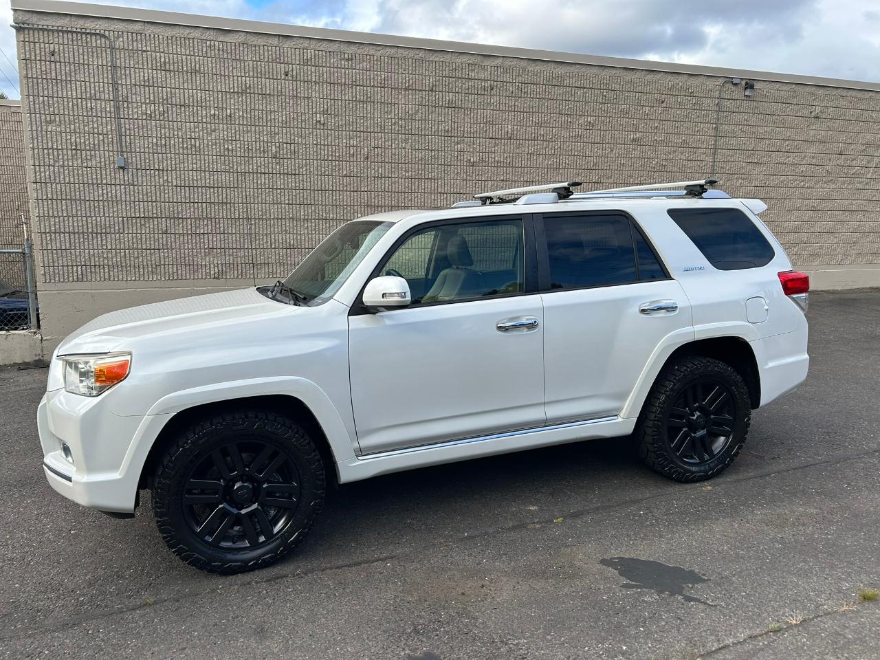 Toyota 4Runner Limited 4WD V6 2012