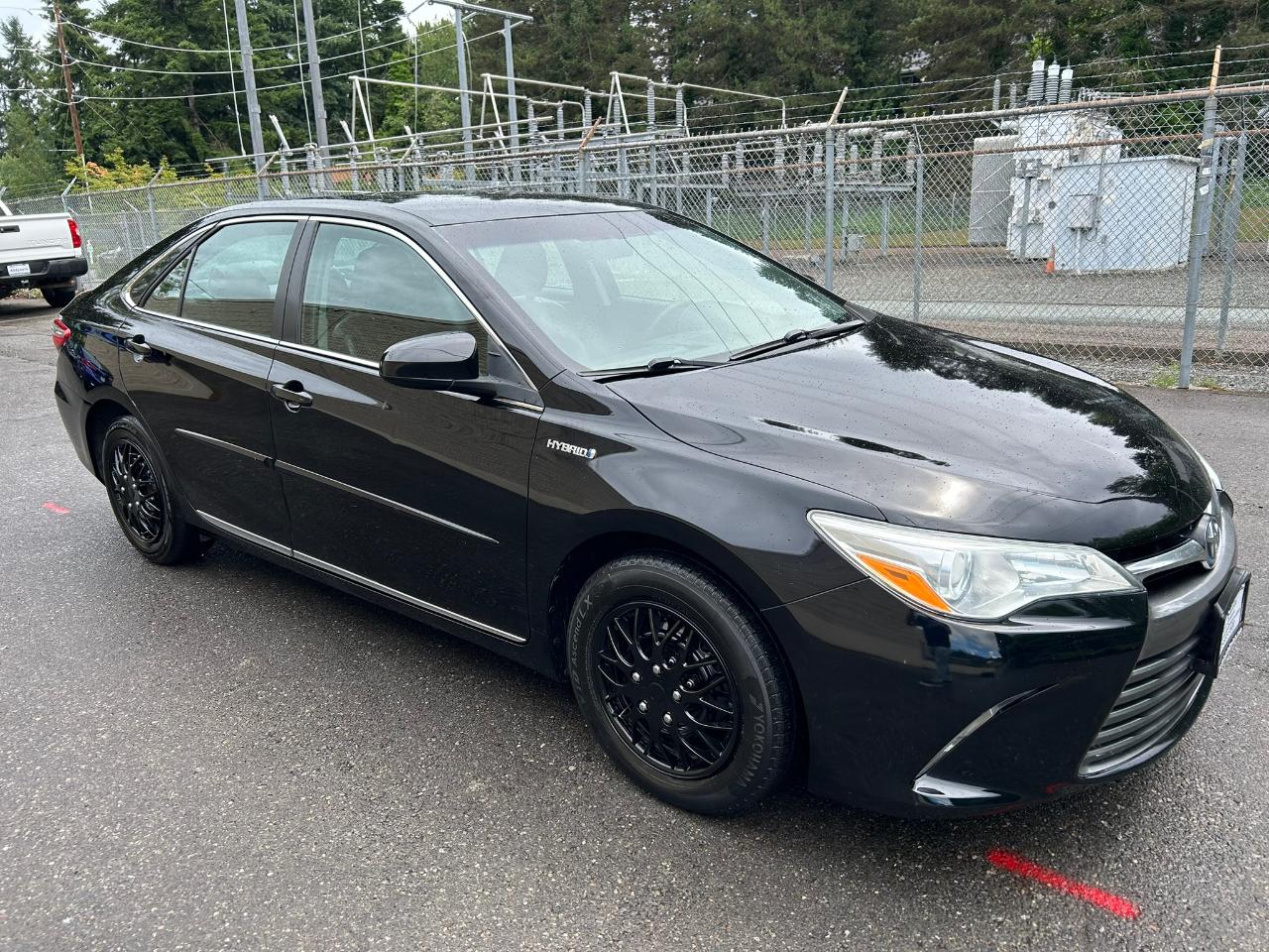 Toyota Camry Hybrid LE 2017