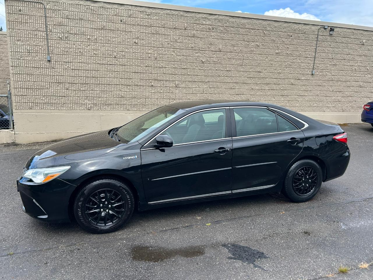 Toyota Camry Hybrid LE 2017