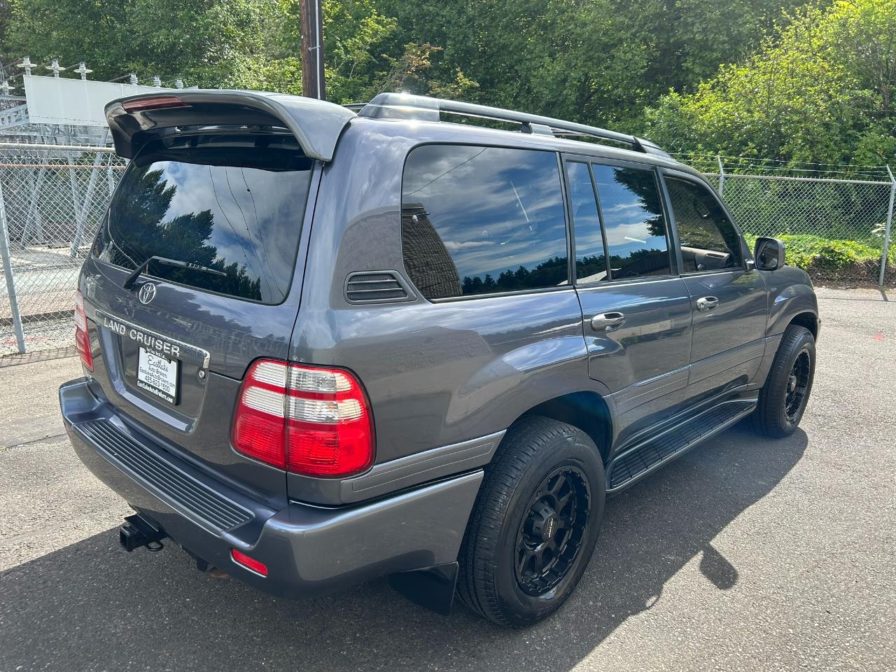 Toyota Land Cruiser 4WD 2005