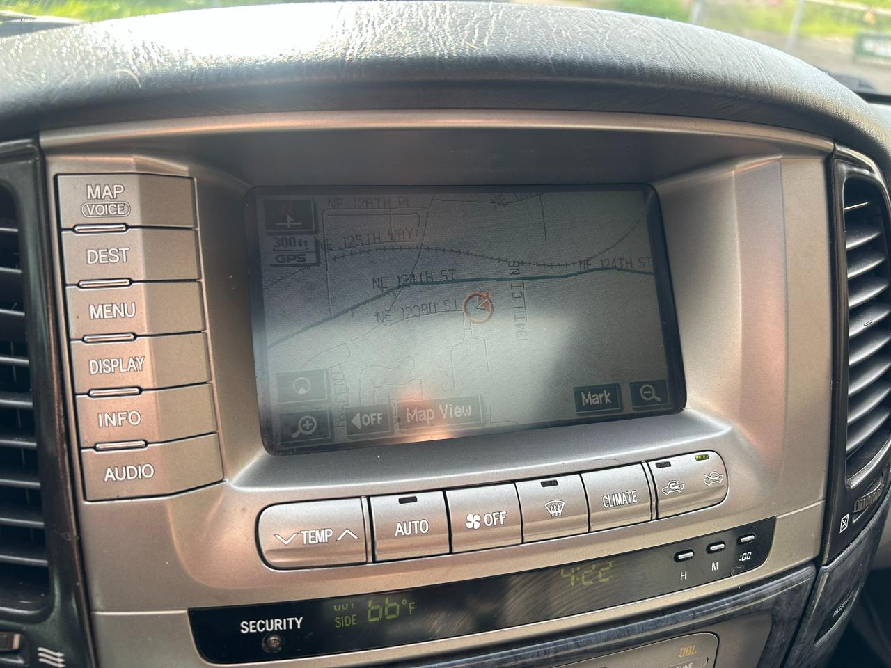 Toyota Land Cruiser 4WD 2005