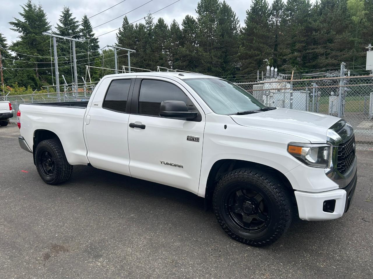 Toyota Tundra SR5 5.7L V8 FFV Double Cab 4WD 2019