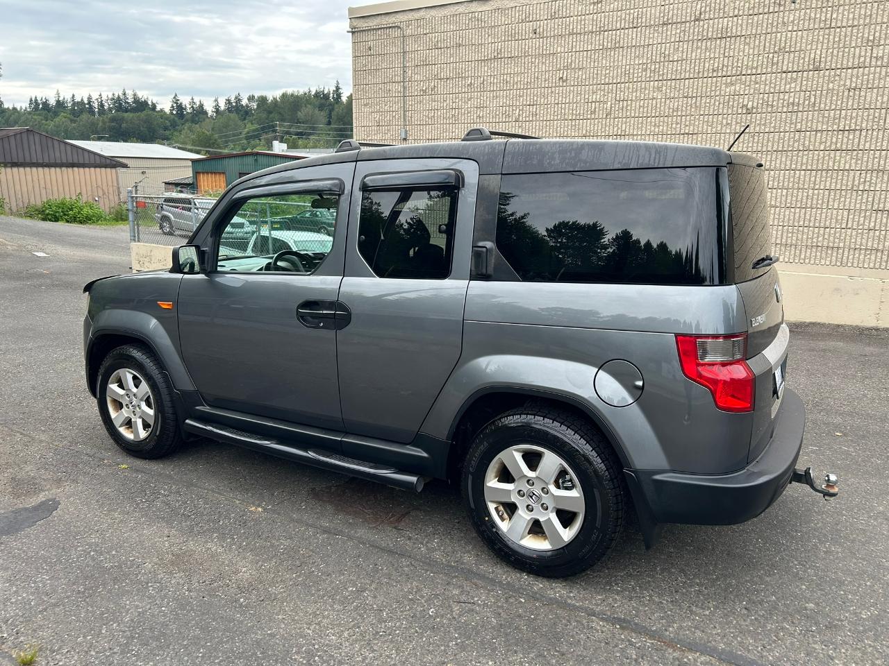 Honda Element EX 4WD AT 2011